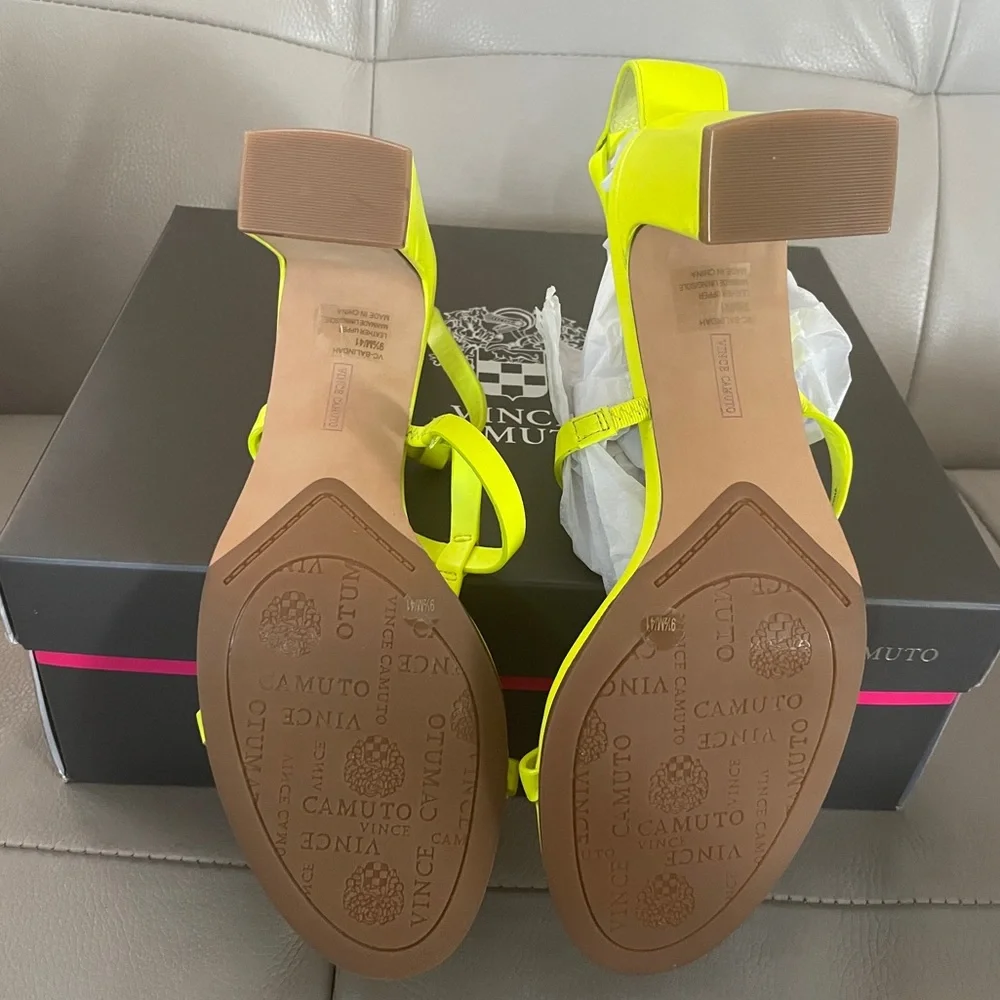 Vince Camuto Balindah Sandal - Brand New - Picture 11 of 12